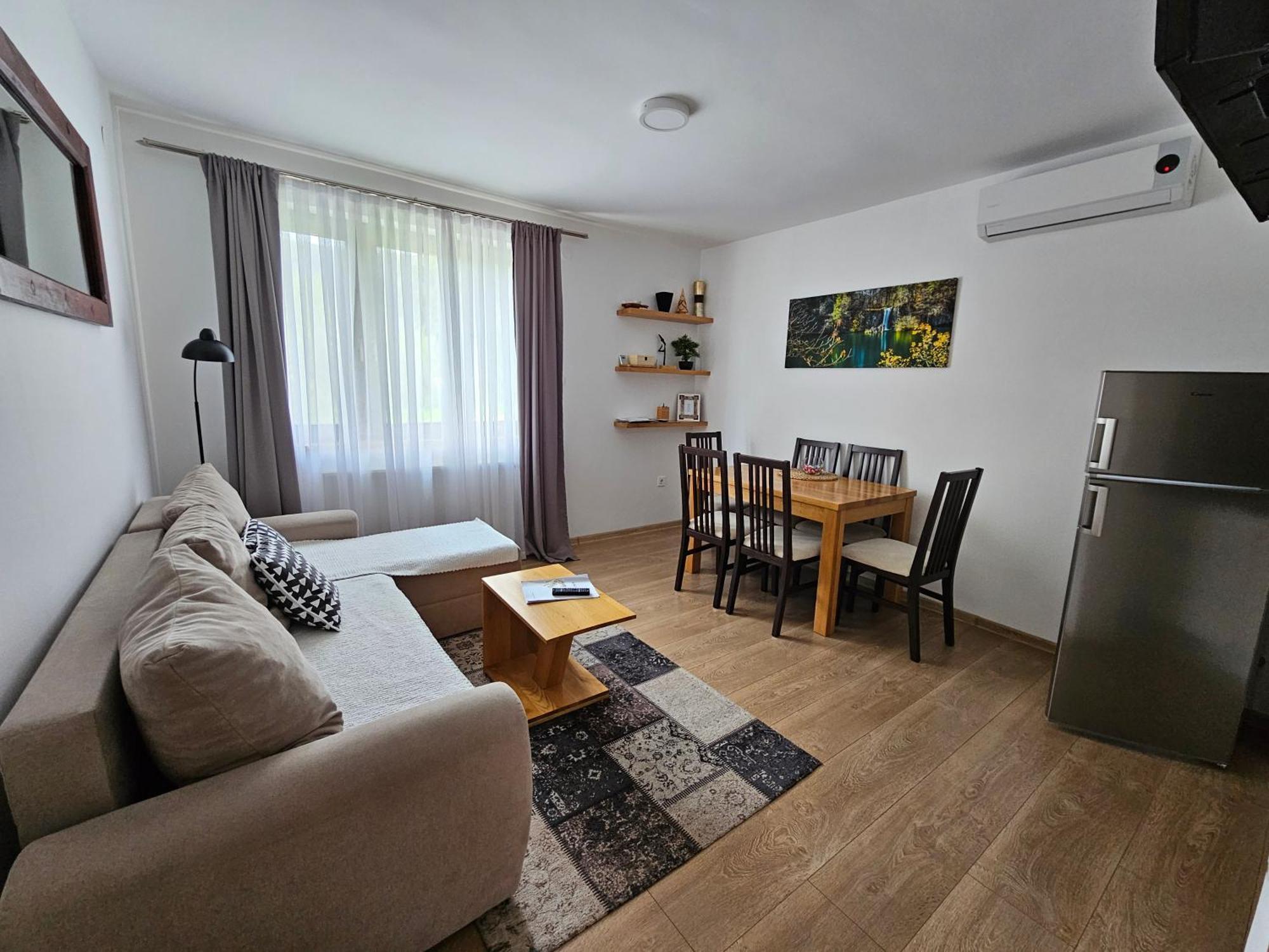 Apartments Woodnotes Licko Petrovo Selo Экстерьер фото